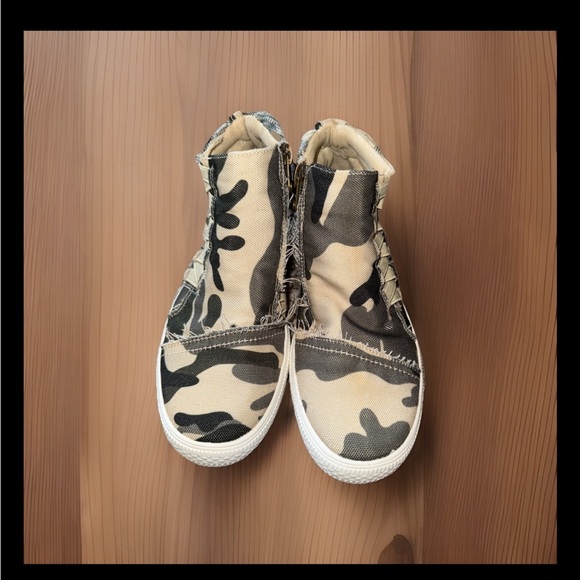 Camouflage Ankle Boots - Picture 2 of 6